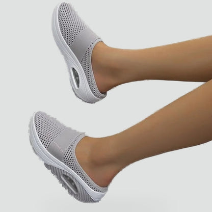 chic-orthopedic-sandals-5