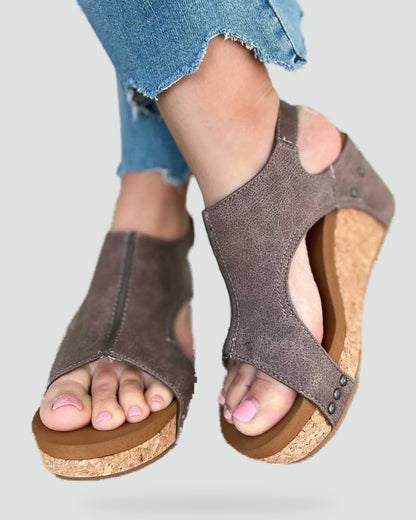 chic-wedge-sandals-7