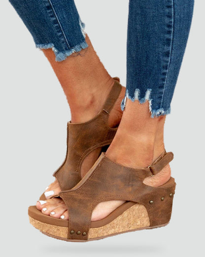chic-wedge-sandals-8